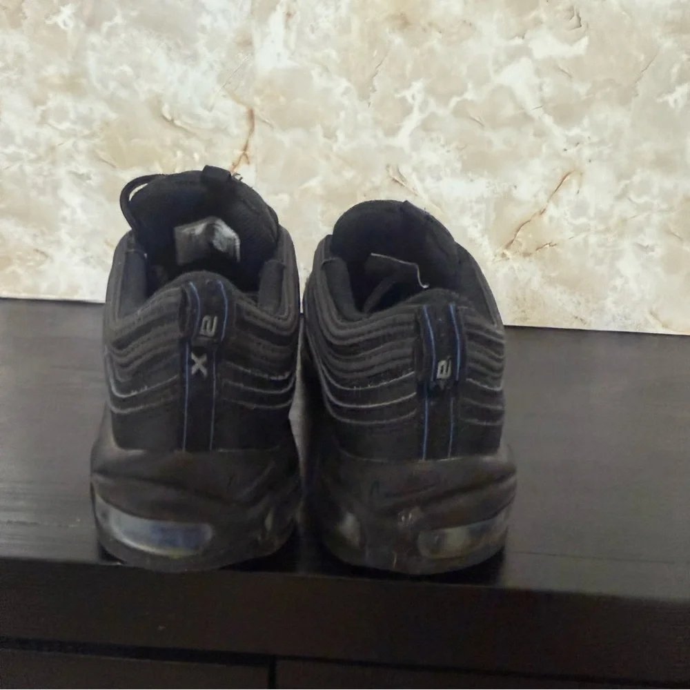 Nike Air Max 97 size 6Y‎